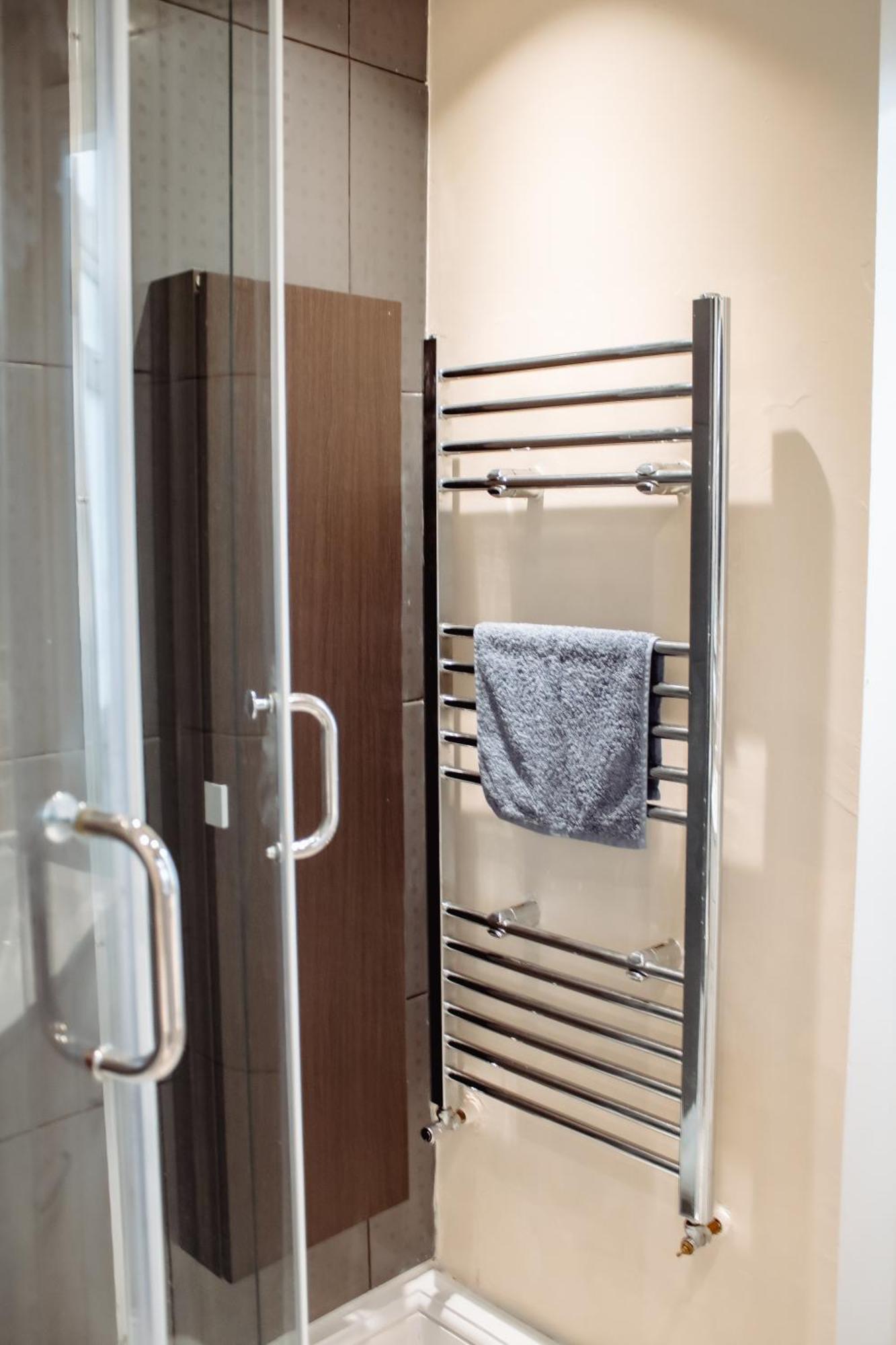 Spacious Flat With Free Parking Daire Harrogate Dış mekan fotoğraf
